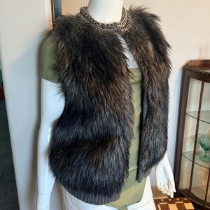 Michael Kors Knit Sweater Vest Faux Fur in Gray